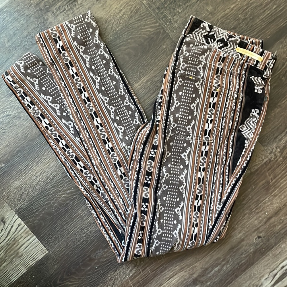 PILCRO AND THE LETTERPRESS PATTERNED CORDS